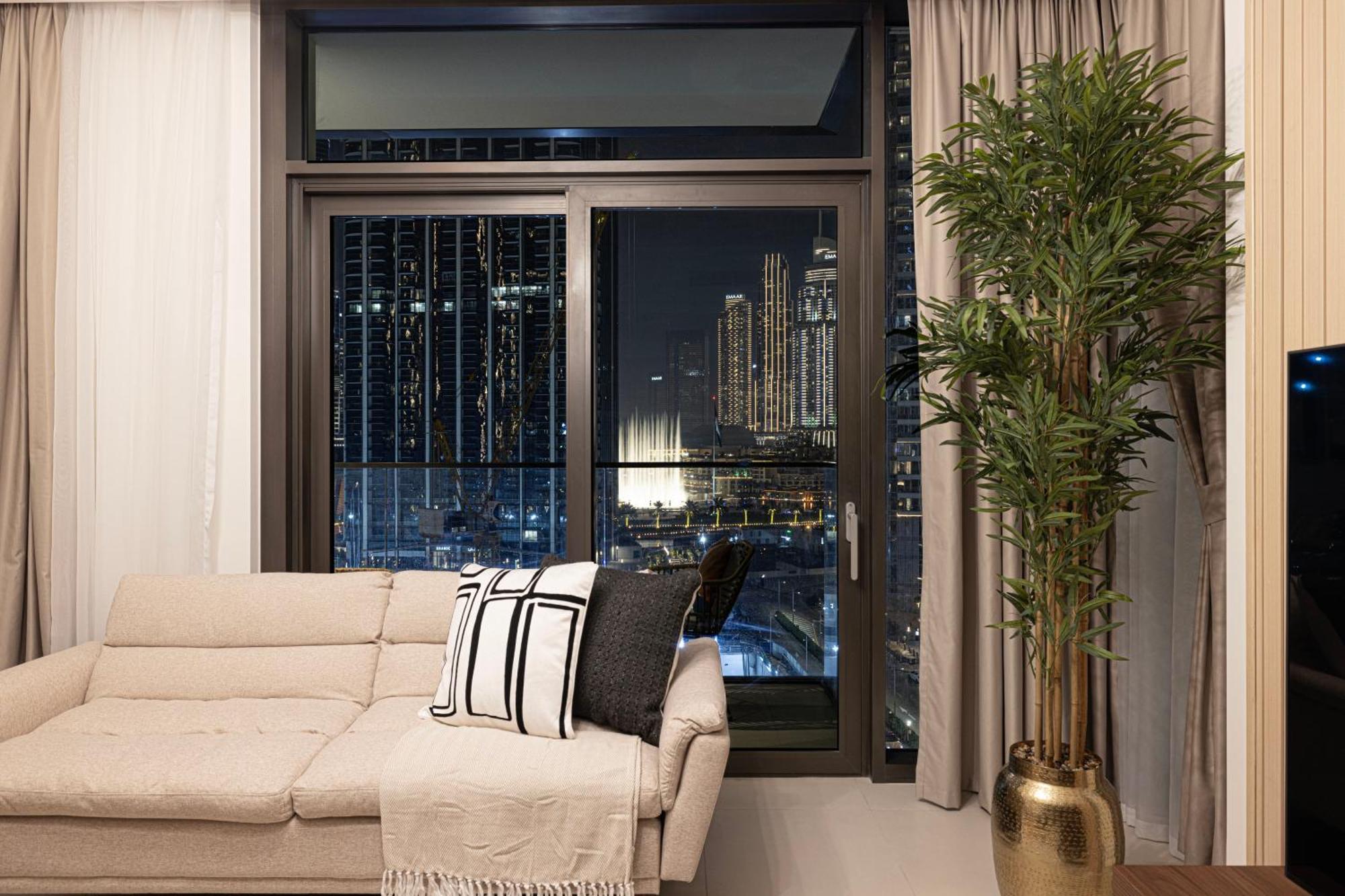 Apartment Burj Crown - Spectacular Boulevard View, Opposite Mall Dubai